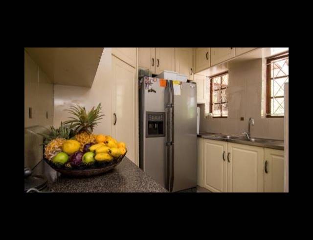 5 BEDROOM HOUSE FOR SALE IN ATHOLL HEIGHTS